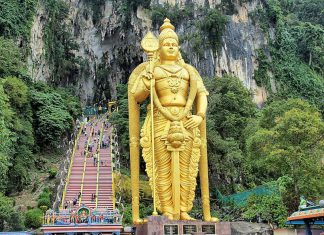 Hành trình du lịch Malaysia: Khám phá vùng đất thiêng