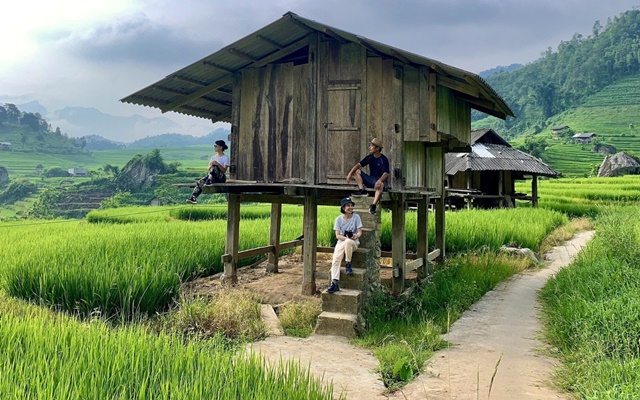 Du lịch Sapa: ngẩn ngơ trước vẻ đẹp mộc mạc & yên bình của Nậm Cang